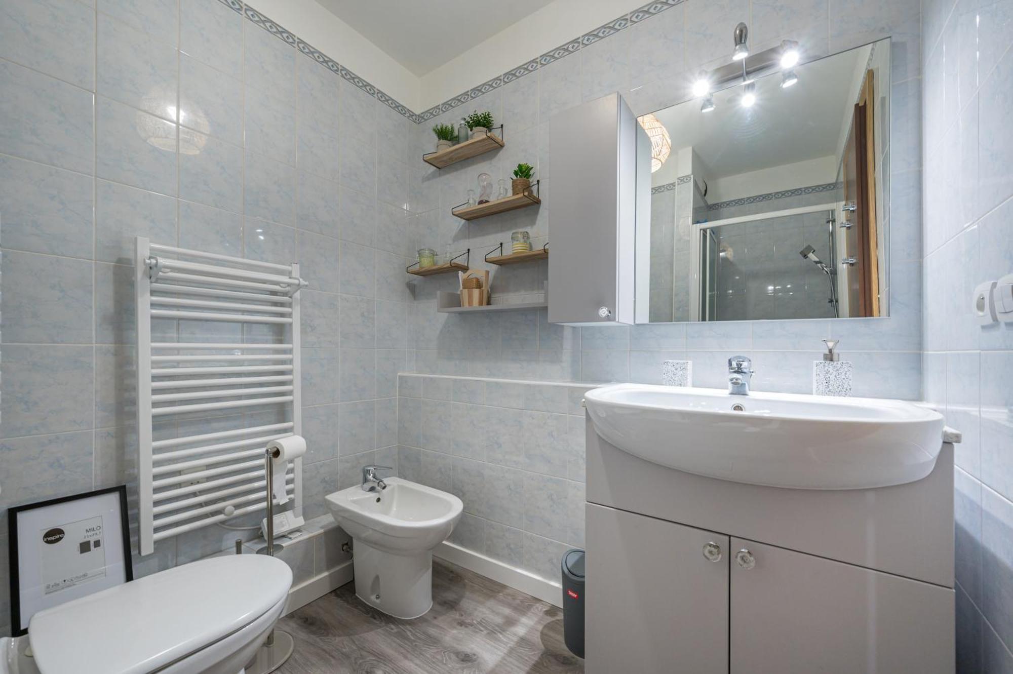 דירות ביוליו-סור-מר Magnifique 2 Pieces, Clim, Parking , Wifi מראה חיצוני תמונה